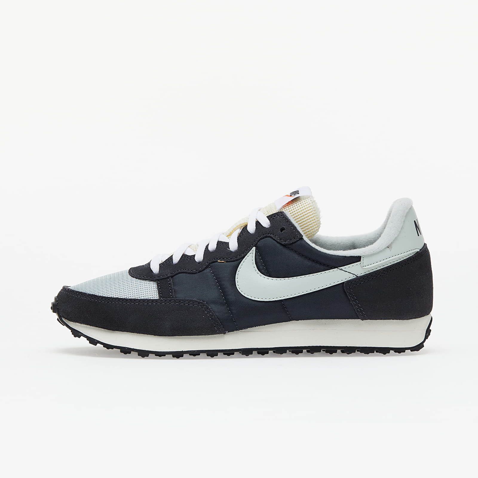 Nike Challenger OG Off Noir/ Light Silver-Dk Smoke Grey CW7645-007