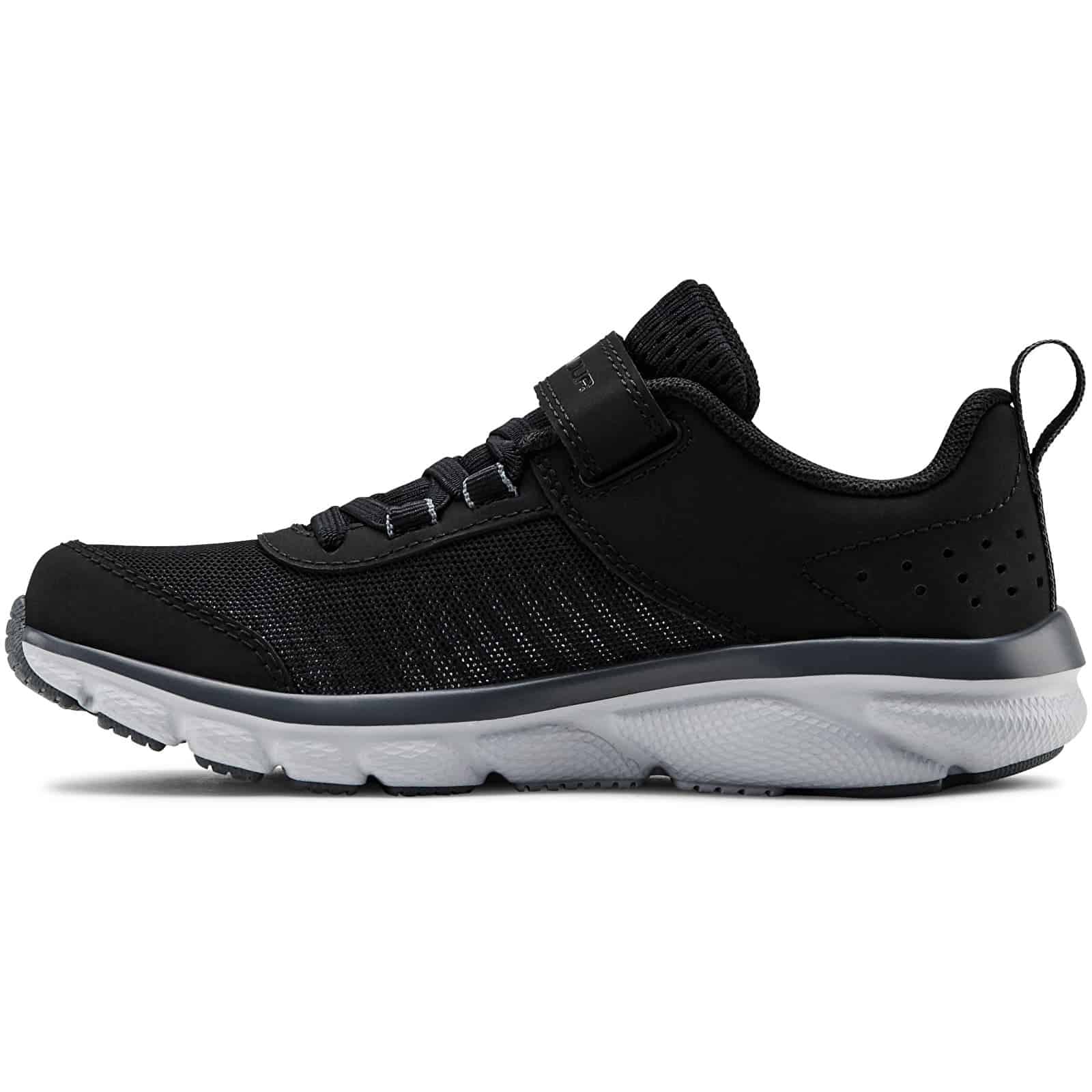 Under Armour PS Assert 8 AC Black 3022101-001
