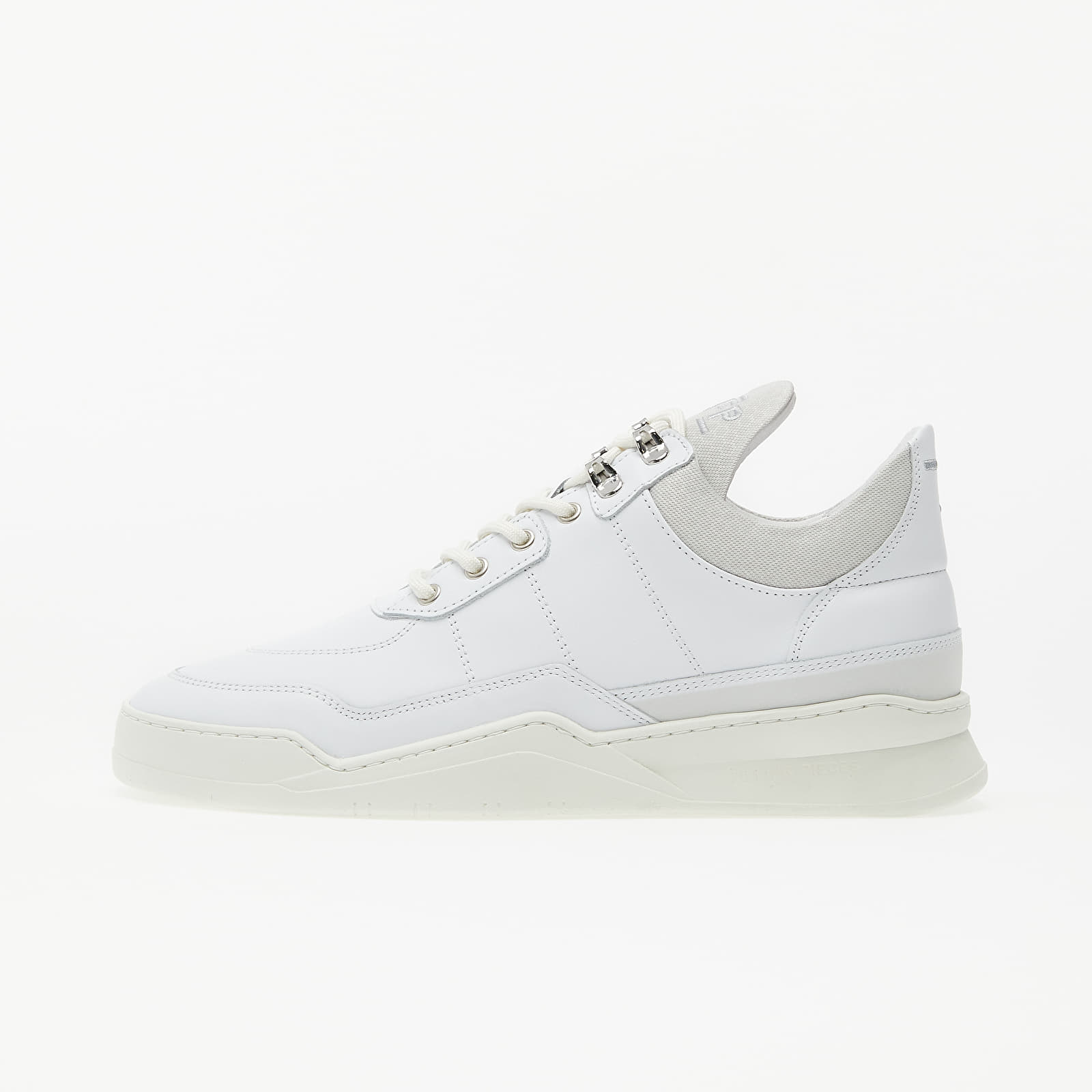 Filling Pieces Low Top Ghost Radar White 252987619010