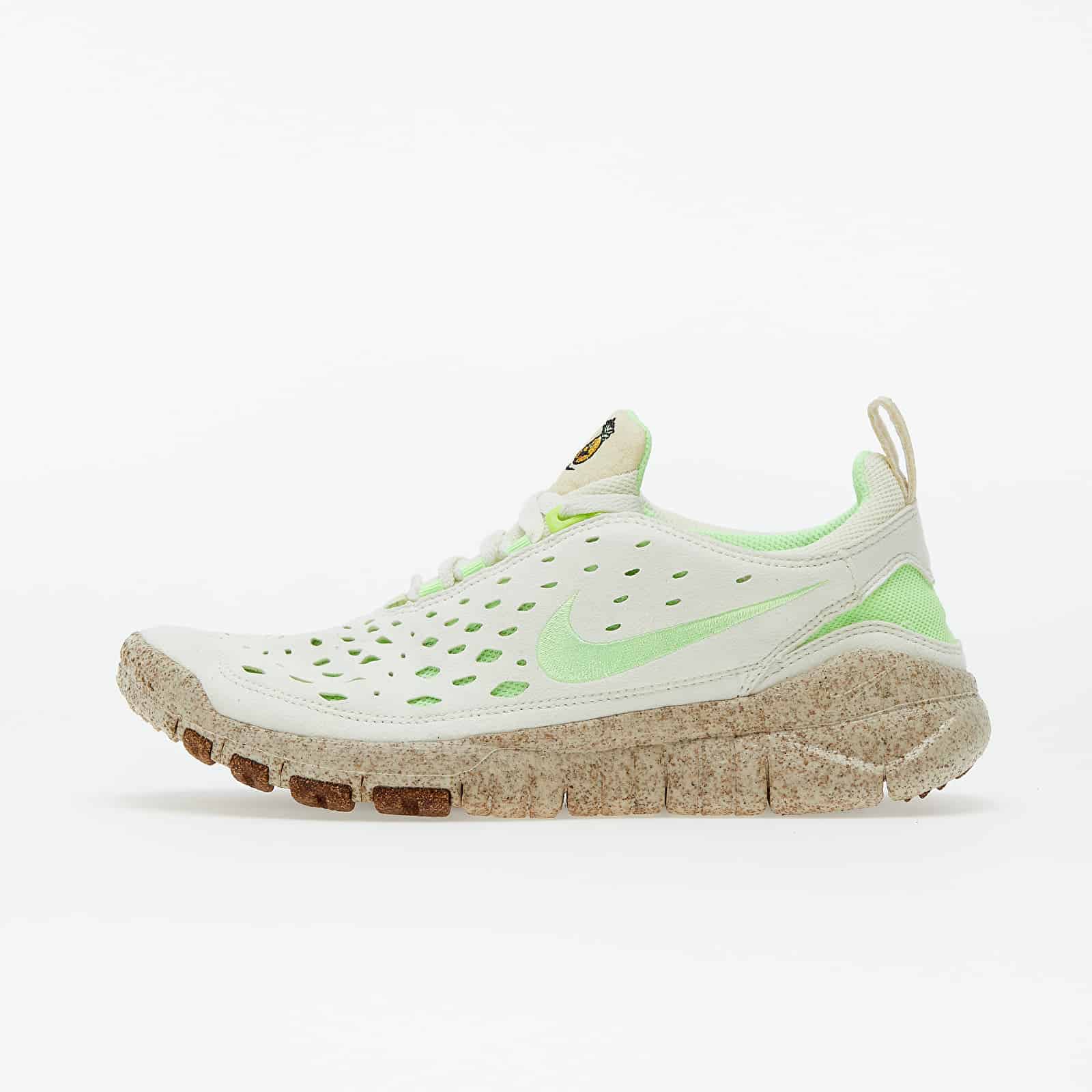 Nike Free Run Trail Premium Coconut Milk/ Lime Glow-Metallic Gold CZ9079-100